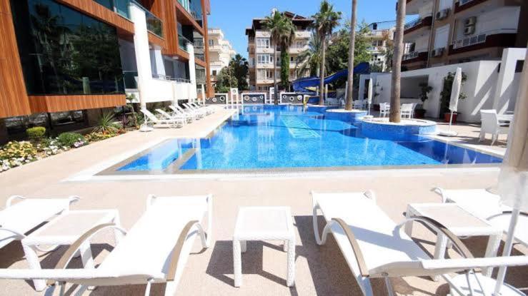 Luxury Flat 2 Mins From Beach Alanya Eksteriør bilde
